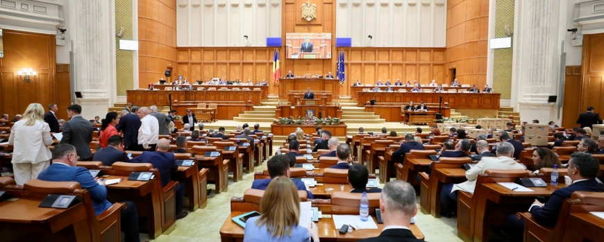 Proiectul noii legi a pensiilor a trecut de Parlament